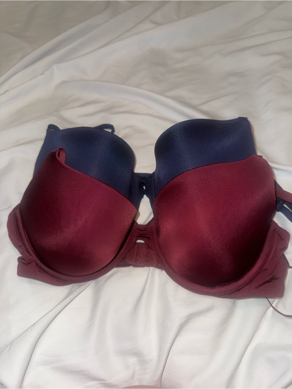 Calvin Klein Burgundy and Navy t shirt Bra Bundle